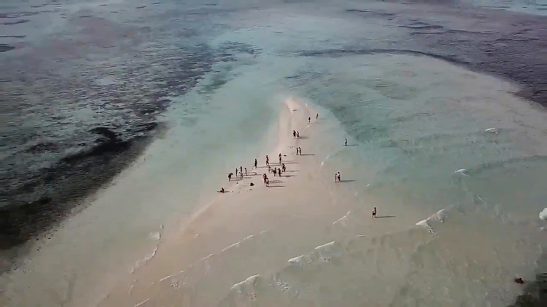 Motorboat, White Island + Dolphin House